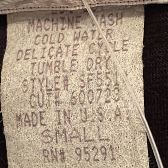 Woman’s Sun Fire Black Velvet like Fabric Fitted Size Small - Picture 7 of 7